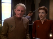 extant_StarTrek_DS9_6x11-Waltz_00591.jpg