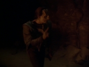 extant_StarTrek_DS9_6x11-Waltz_02996.jpg