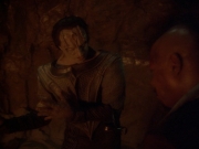 extant_StarTrek_DS9_6x11-Waltz_03005.jpg