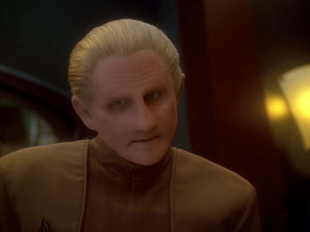 extant_StarTrek_DS9_6x12-Who_MournsForMorn_00034.jpg