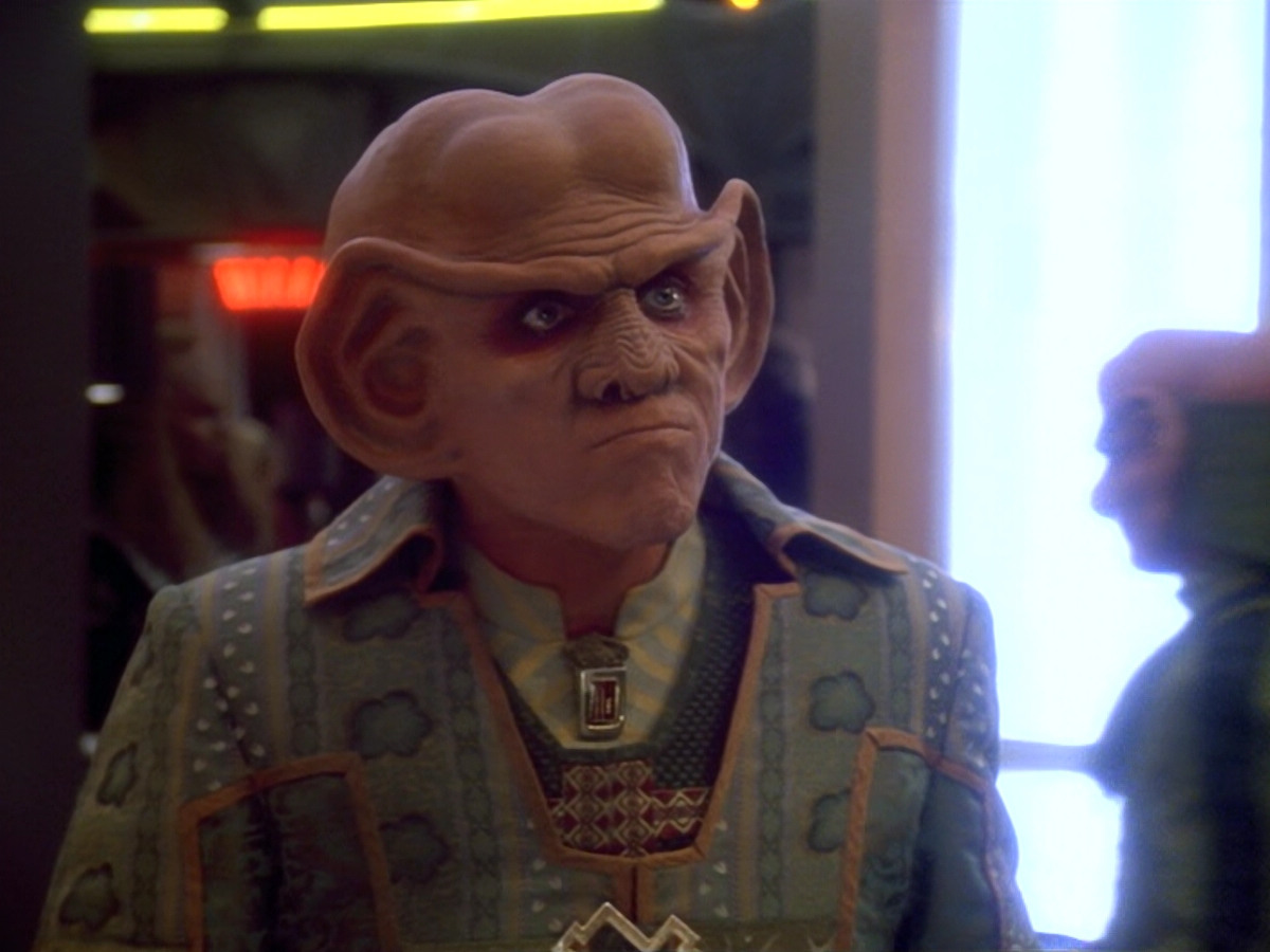 extant_StarTrek_DS9_6x12-Who_MournsForMorn_00073.jpg