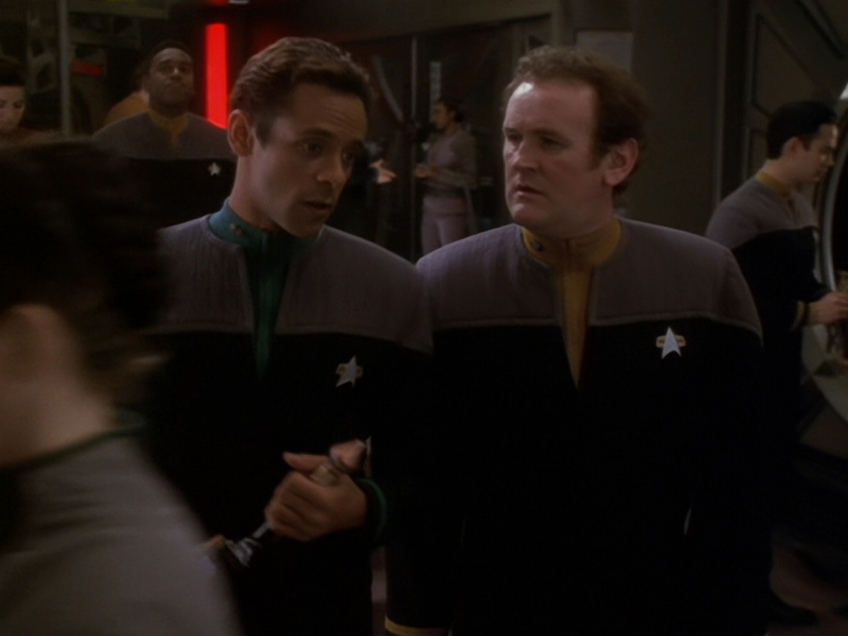 extant_StarTrek_DS9_6x12-Who_MournsForMorn_00324.jpg