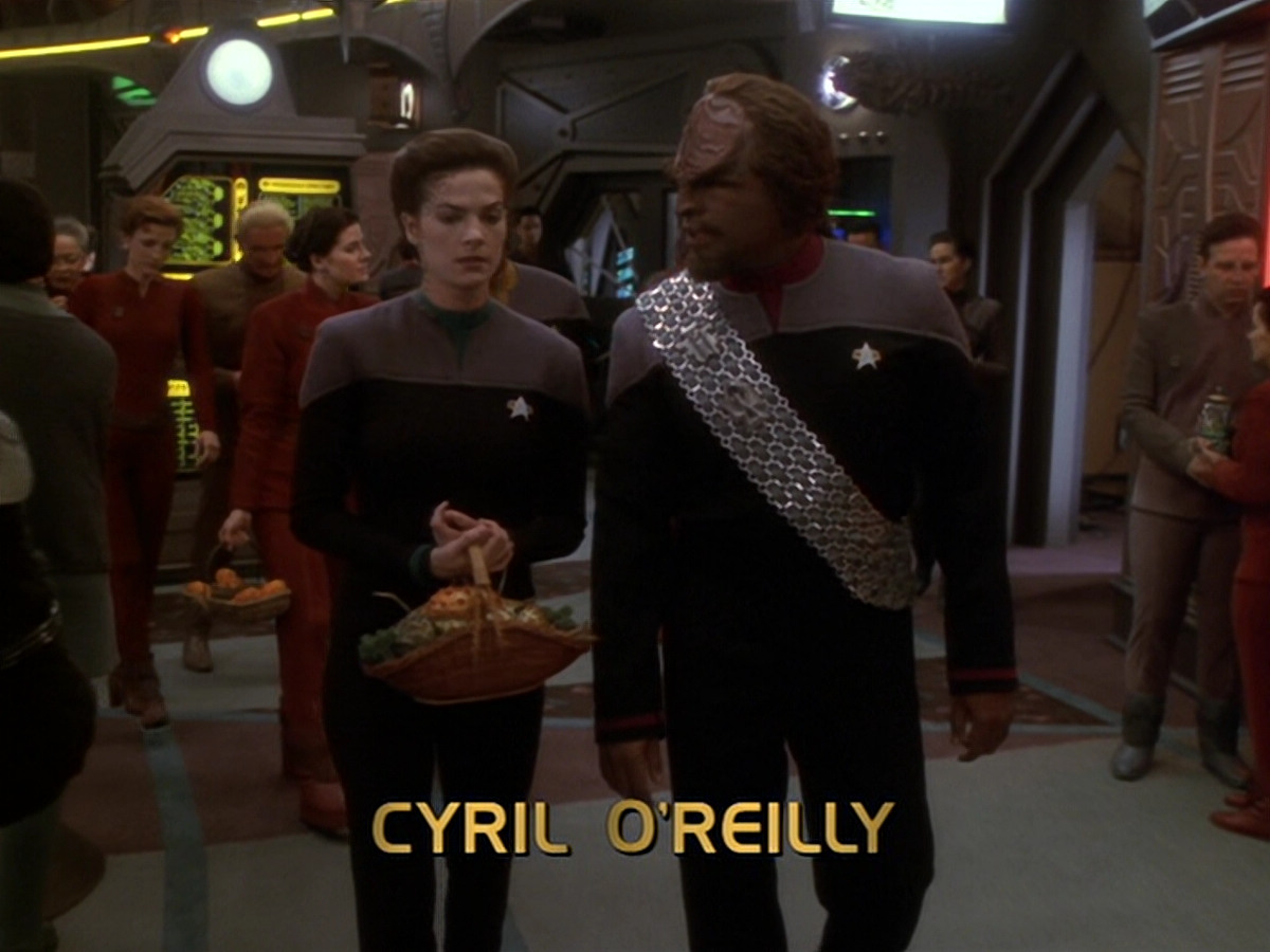 extant_StarTrek_DS9_6x12-Who_MournsForMorn_00349.jpg
