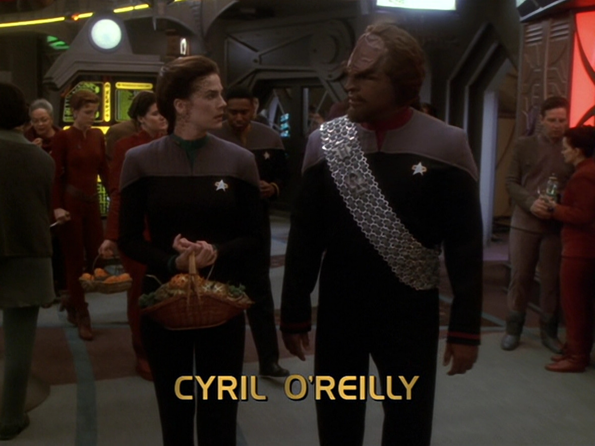 extant_StarTrek_DS9_6x12-Who_MournsForMorn_00350.jpg