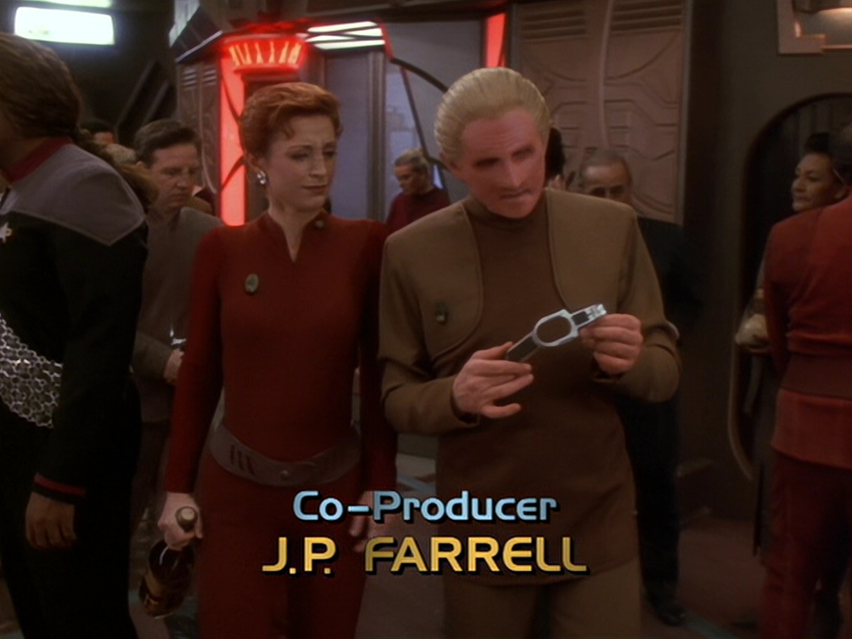 extant_StarTrek_DS9_6x12-Who_MournsForMorn_00367.jpg