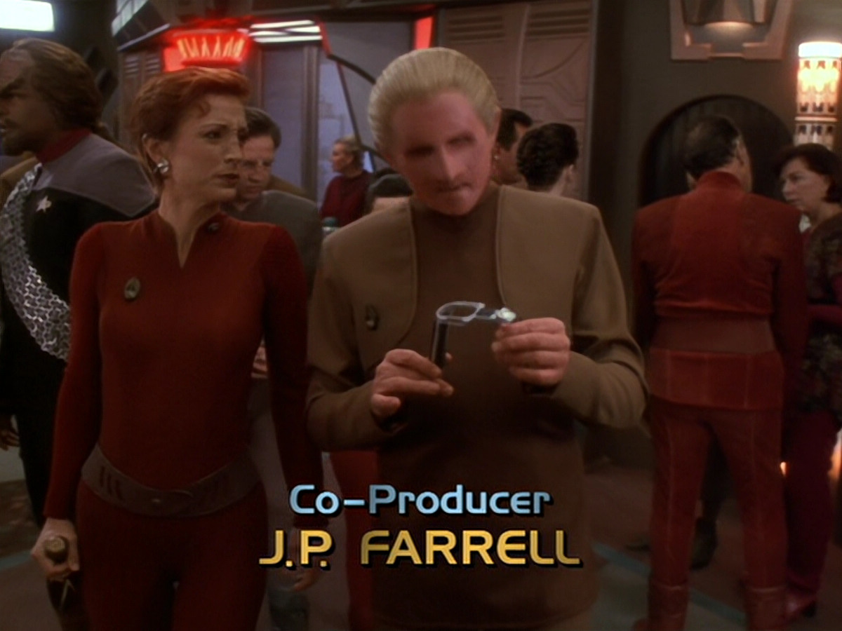 extant_StarTrek_DS9_6x12-Who_MournsForMorn_00369.jpg
