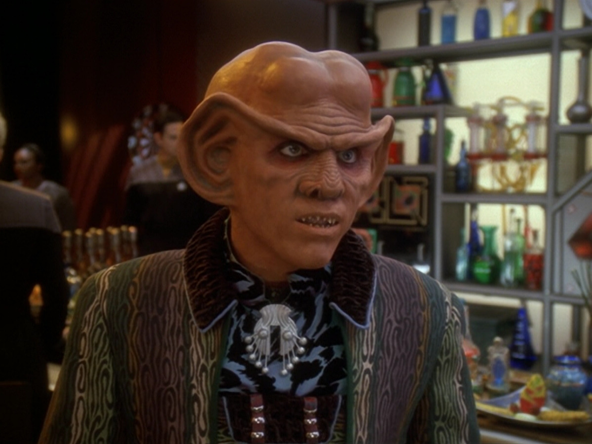 extant_StarTrek_DS9_6x12-Who_MournsForMorn_00480.jpg