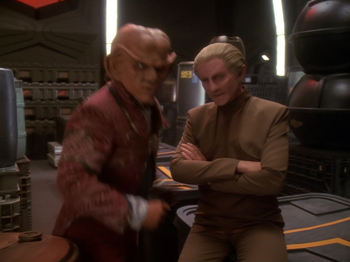 extant_StarTrek_DS9_6x12-Who_MournsForMorn_00881.jpg