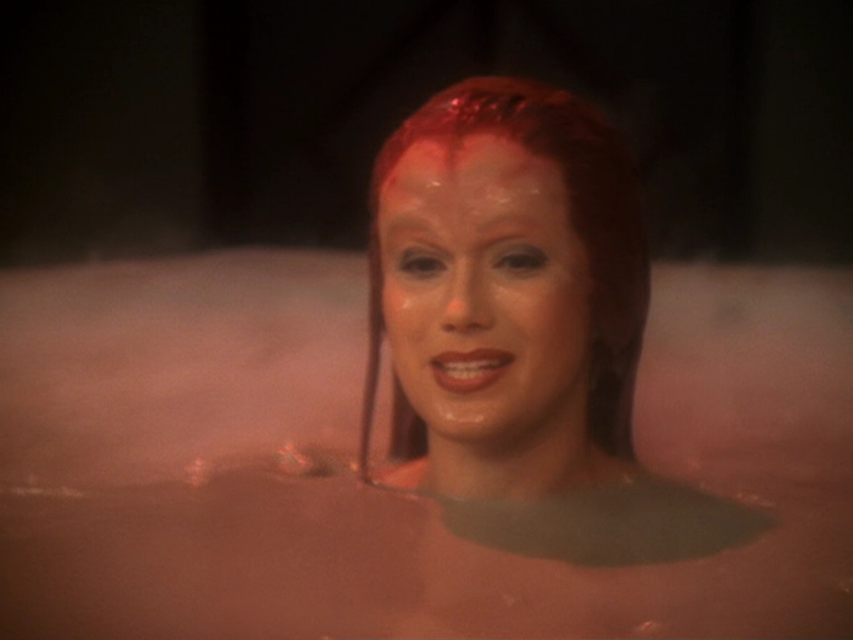 extant_StarTrek_DS9_6x12-Who_MournsForMorn_00961.jpg