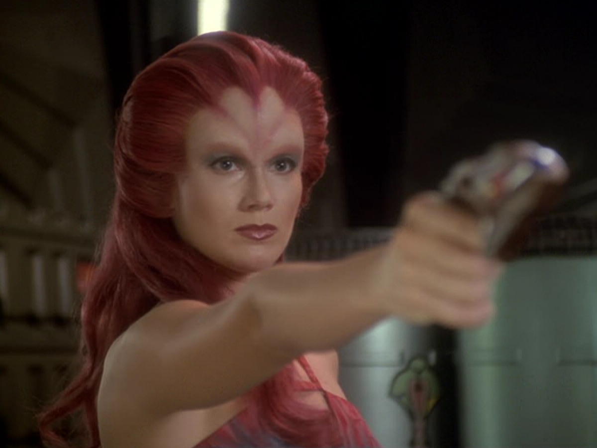 extant_StarTrek_DS9_6x12-Who_MournsForMorn_03313.jpg
