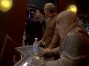 Filename=extant_StarTrek_DS9_6x12-Who_MournsForMorn_00122.jpg
Filesize=166KiB
Dimensions=1200x900
Date added=Jan 08, 2020 extant_StarTrek_DS9_6x12-Who_MournsForMorn_00122.jpg