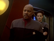 Filename=extant_StarTrek_DS9_6x12-Who_MournsForMorn_00132.jpg
Filesize=121KiB
Dimensions=1200x900
Date added=Jan 08, 2020 extant_StarTrek_DS9_6x12-Who_MournsForMorn_00132.jpg