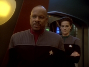 Filename=extant_StarTrek_DS9_6x12-Who_MournsForMorn_00133.jpg
Filesize=129KiB
Dimensions=1200x900
Date added=Jan 08, 2020 extant_StarTrek_DS9_6x12-Who_MournsForMorn_00133.jpg