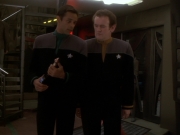 Filename=extant_StarTrek_DS9_6x12-Who_MournsForMorn_00319.jpg
Filesize=127KiB
Dimensions=1200x900
Date added=Jan 08, 2020 extant_StarTrek_DS9_6x12-Who_MournsForMorn_00319.jpg