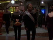 Filename=extant_StarTrek_DS9_6x12-Who_MournsForMorn_00344.jpg
Filesize=162KiB
Dimensions=1200x900
Date added=Jan 08, 2020 extant_StarTrek_DS9_6x12-Who_MournsForMorn_00344.jpg