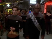 Filename=extant_StarTrek_DS9_6x12-Who_MournsForMorn_00354.jpg
Filesize=175KiB
Dimensions=1200x900
Date added=Jan 08, 2020 extant_StarTrek_DS9_6x12-Who_MournsForMorn_00354.jpg