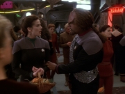 Filename=extant_StarTrek_DS9_6x12-Who_MournsForMorn_00358.jpg
Filesize=174KiB
Dimensions=1200x900
Date added=Jan 08, 2020 extant_StarTrek_DS9_6x12-Who_MournsForMorn_00358.jpg