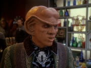 extant_StarTrek_DS9_6x12-Who_MournsForMorn_00490.jpg