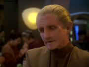 extant_StarTrek_DS9_6x12-Who_MournsForMorn_00495.jpg