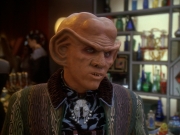 extant_StarTrek_DS9_6x12-Who_MournsForMorn_00505.jpg