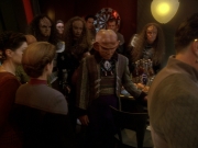 Filename=extant_StarTrek_DS9_6x12-Who_MournsForMorn_00554.jpg
Filesize=171KiB
Dimensions=1200x900
Date added=Jan 08, 2020 extant_StarTrek_DS9_6x12-Who_MournsForMorn_00554.jpg