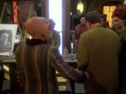 Filename=extant_StarTrek_DS9_6x12-Who_MournsForMorn_00674.jpg
Filesize=196KiB
Dimensions=1200x900
Date added=Jan 08, 2020 extant_StarTrek_DS9_6x12-Who_MournsForMorn_00674.jpg