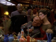 Filename=extant_StarTrek_DS9_6x12-Who_MournsForMorn_00714.jpg
Filesize=210KiB
Dimensions=1200x900
Date added=Jan 08, 2020 extant_StarTrek_DS9_6x12-Who_MournsForMorn_00714.jpg