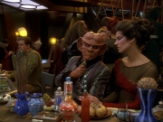 extant_StarTrek_DS9_6x12-Who_MournsForMorn_00759.jpg