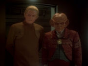 extant_StarTrek_DS9_6x12-Who_MournsForMorn_00928.jpg