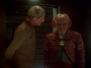 extant_StarTrek_DS9_6x12-Who_MournsForMorn_00932.jpg