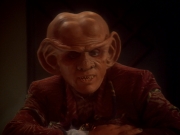 extant_StarTrek_DS9_6x12-Who_MournsForMorn_01062.jpg
