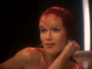 extant_StarTrek_DS9_6x12-Who_MournsForMorn_01068.jpg