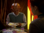 Filename=extant_StarTrek_DS9_6x12-Who_MournsForMorn_01252.jpg
Filesize=180KiB
Dimensions=1200x900
Date added=Jan 08, 2020 extant_StarTrek_DS9_6x12-Who_MournsForMorn_01252.jpg