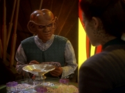 Filename=extant_StarTrek_DS9_6x12-Who_MournsForMorn_01261.jpg
Filesize=166KiB
Dimensions=1200x900
Date added=Jan 08, 2020 extant_StarTrek_DS9_6x12-Who_MournsForMorn_01261.jpg