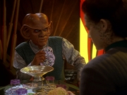 extant_StarTrek_DS9_6x12-Who_MournsForMorn_01333.jpg