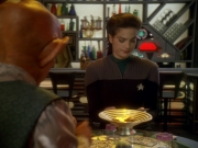 extant_StarTrek_DS9_6x12-Who_MournsForMorn_01342.jpg
