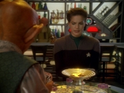 extant_StarTrek_DS9_6x12-Who_MournsForMorn_01346.jpg
