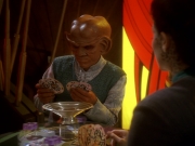 extant_StarTrek_DS9_6x12-Who_MournsForMorn_01350.jpg