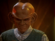 extant_StarTrek_DS9_6x12-Who_MournsForMorn_01370.jpg