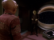 extant_StarTrek_DS9_6x12-Who_MournsForMorn_01424.jpg