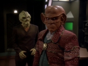 extant_StarTrek_DS9_6x12-Who_MournsForMorn_01440.jpg