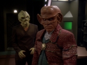 extant_StarTrek_DS9_6x12-Who_MournsForMorn_01444.jpg