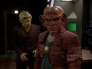 extant_StarTrek_DS9_6x12-Who_MournsForMorn_01445.jpg