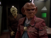 extant_StarTrek_DS9_6x12-Who_MournsForMorn_01464.jpg