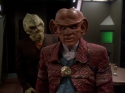 extant_StarTrek_DS9_6x12-Who_MournsForMorn_01473.jpg