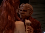 Filename=extant_StarTrek_DS9_6x12-Who_MournsForMorn_01966.jpg
Filesize=160KiB
Dimensions=1200x900
Date added=Jan 08, 2020 extant_StarTrek_DS9_6x12-Who_MournsForMorn_01966.jpg