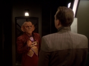 Filename=extant_StarTrek_DS9_6x12-Who_MournsForMorn_02302.jpg
Filesize=133KiB
Dimensions=1200x900
Date added=Jan 08, 2020 extant_StarTrek_DS9_6x12-Who_MournsForMorn_02302.jpg