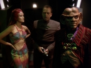 Filename=extant_StarTrek_DS9_6x12-Who_MournsForMorn_02889.jpg
Filesize=183KiB
Dimensions=1200x900
Date added=Jan 08, 2020 extant_StarTrek_DS9_6x12-Who_MournsForMorn_02889.jpg