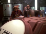 Filename=extant_StarTrek_DS9_6x12-Who_MournsForMorn_03209.jpg
Filesize=170KiB
Dimensions=1200x900
Date added=Jan 08, 2020 extant_StarTrek_DS9_6x12-Who_MournsForMorn_03209.jpg