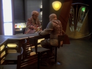 extant_StarTrek_DS9_6x12-Who_MournsForMorn_03739.jpg